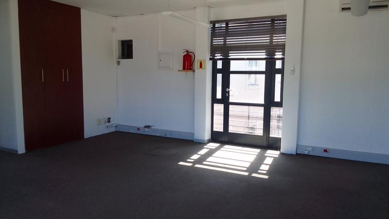 To Let commercial Property for Rent in Parow North Western Cape